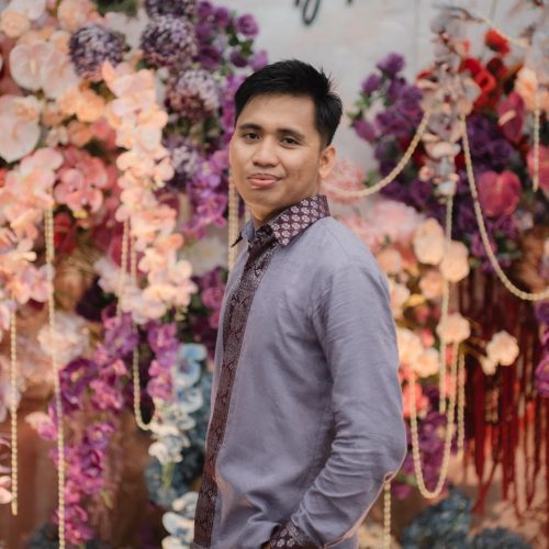 Foto Profil Groom 2 Lila