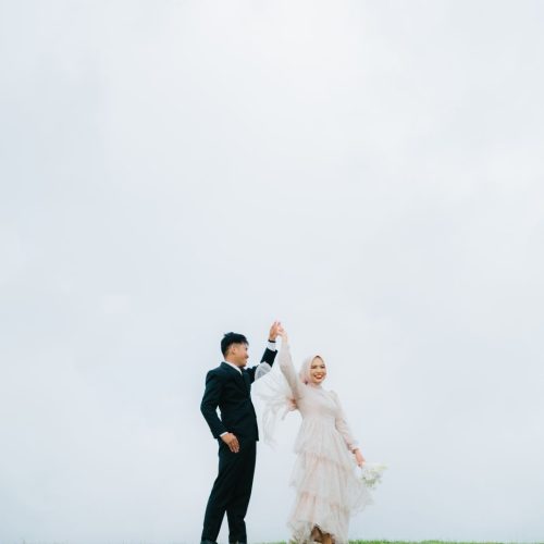 Save The Date 2 Lila